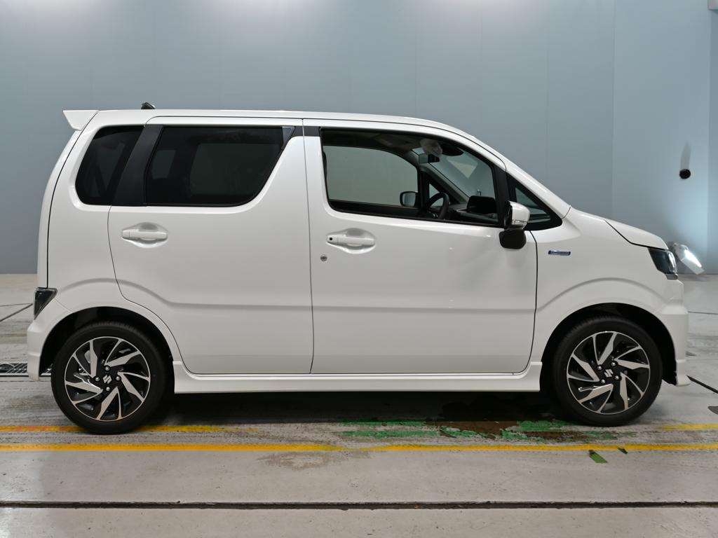 2026 Suzuki Wagon R HYBRID ZX