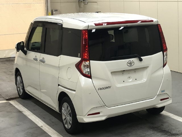 2023 Toyota Roomy G
