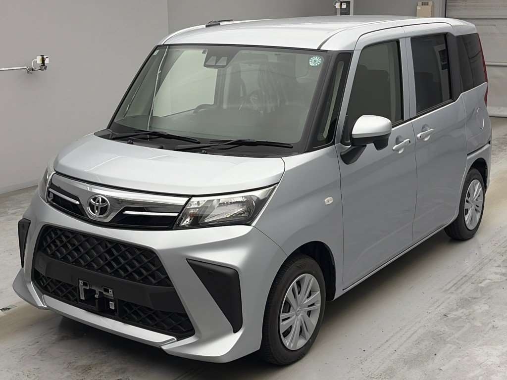 2026 Toyota Roomy X