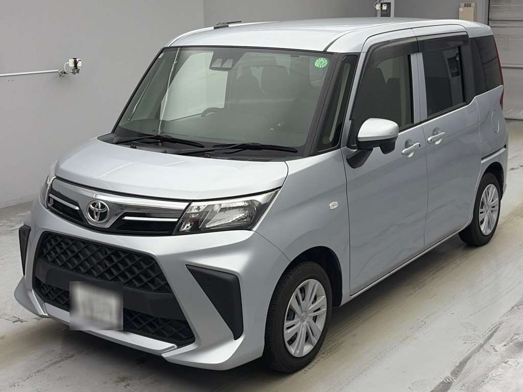 2024 Toyota Roomy X