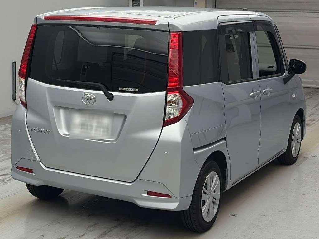 2024 Toyota Roomy X