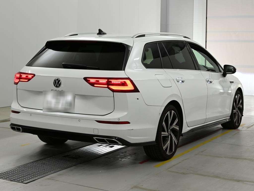 2024 Volkswagen Golf Variant TDI R LINE