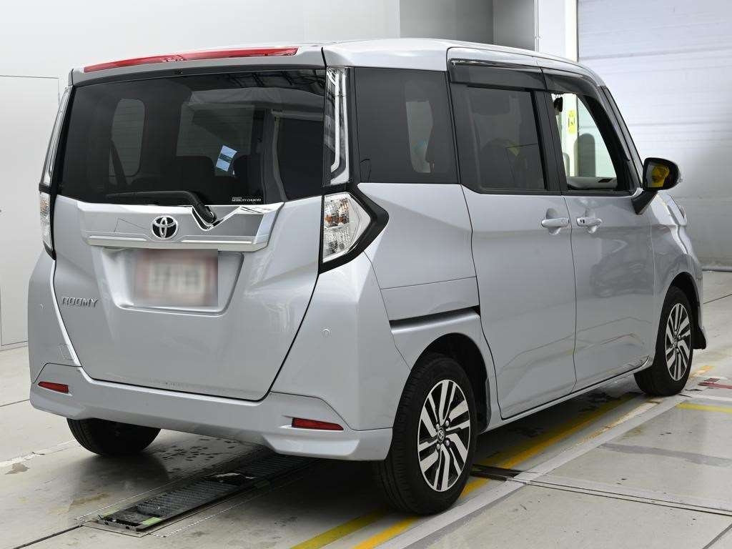 2023 Toyota Roomy CUSTOM G