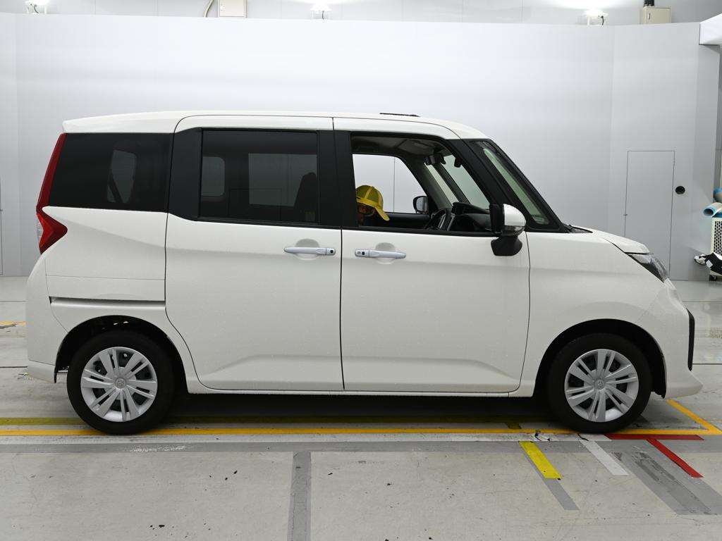 2024 Toyota Roomy G