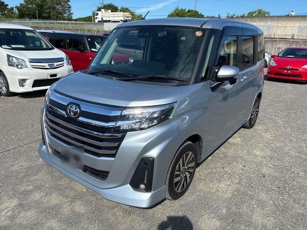 2023 Toyota Roomy CUSTOM G