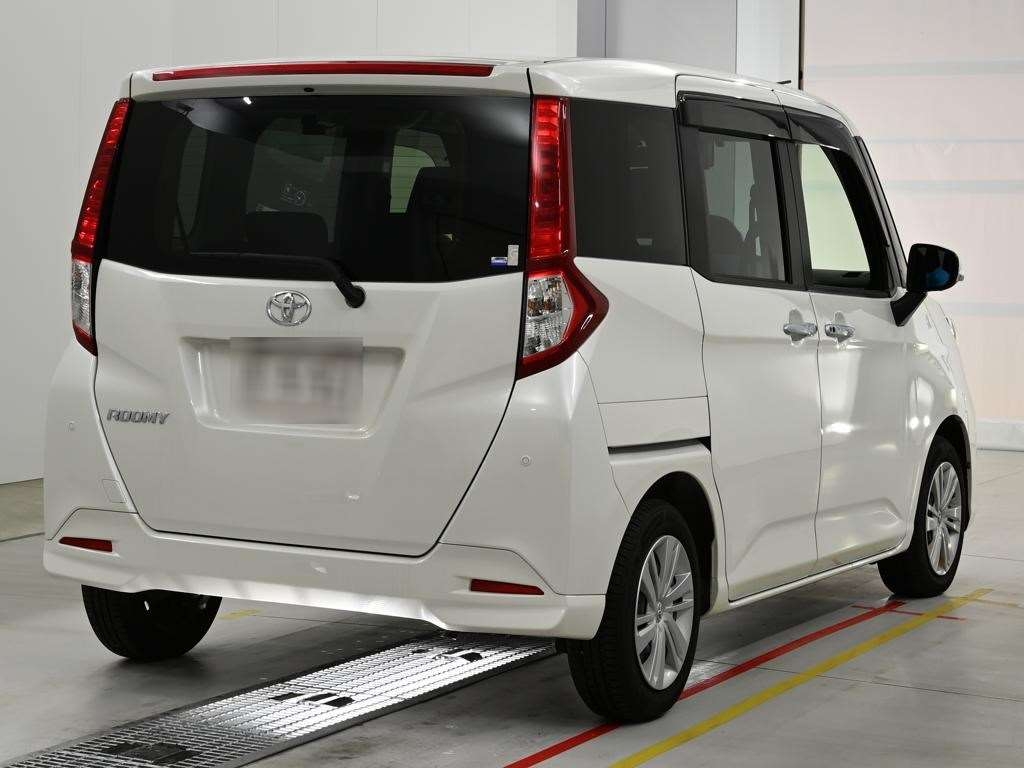 2023 Toyota Roomy G